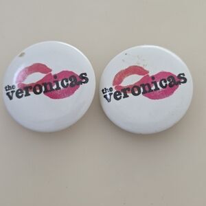 The Veronicas Pins